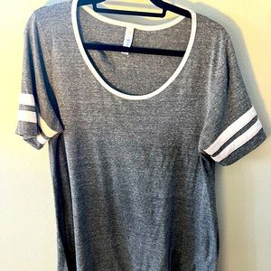 Lularoe Perfect T